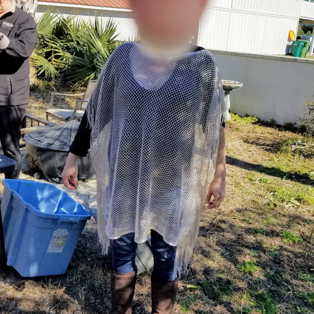 Shawl - Picture 4 of 6